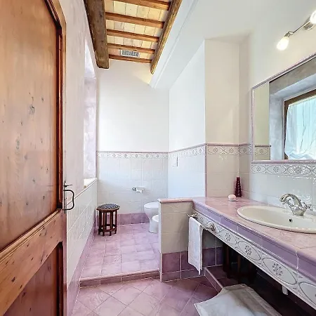 Holiday home Il Sentiero Del Poeta -
