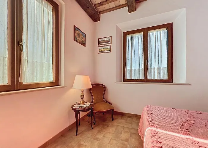 Vakantiehuis Il Sentiero Del Poeta - *