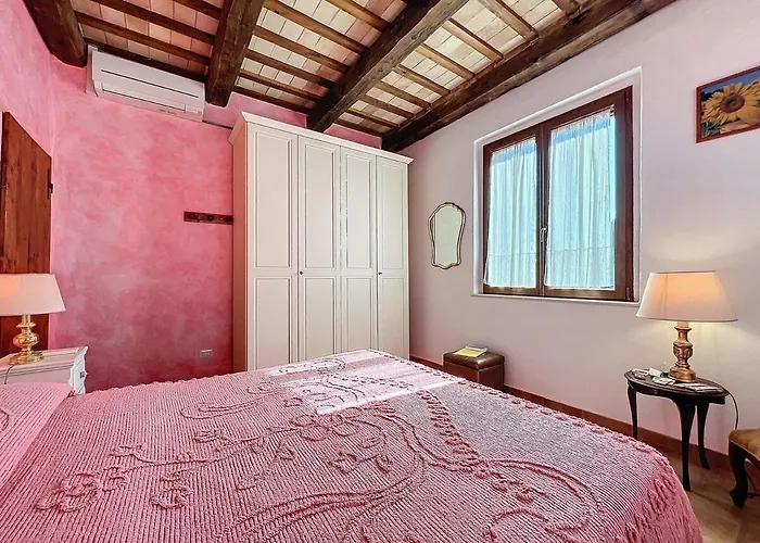 Vakantiehuis Il Sentiero Del Poeta - *